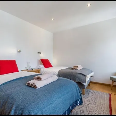 Beautiful 2br In Centre Apartment